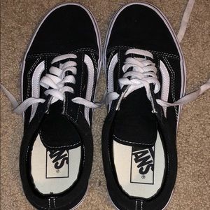 Black Vans